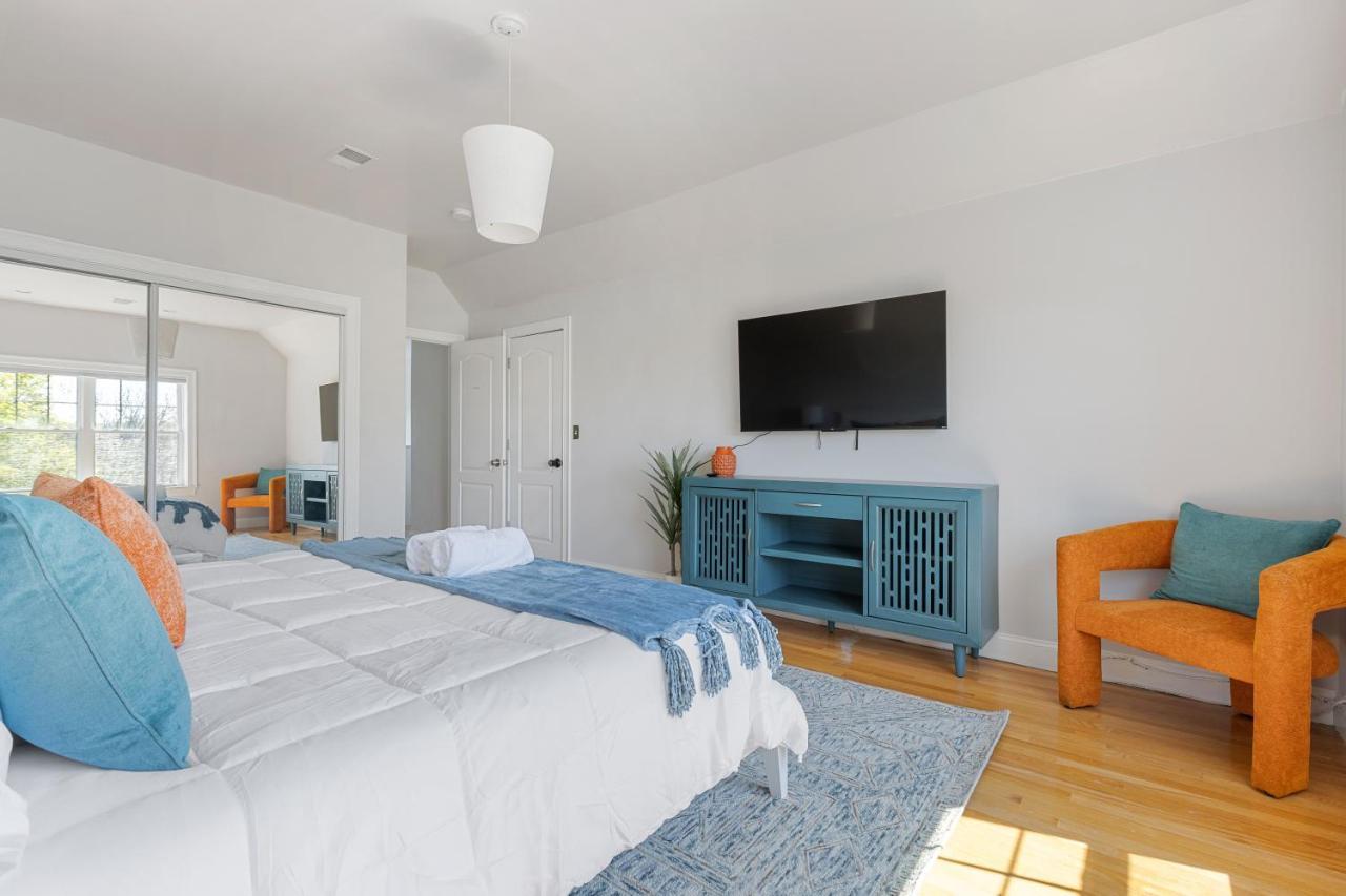 Amazing Family-Friendly And Group-Friendly Accommodation #Thebackdorch Boston Bagian luar foto
